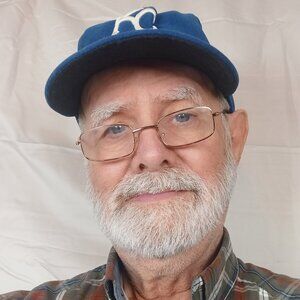 Meet Your Posher, Cris